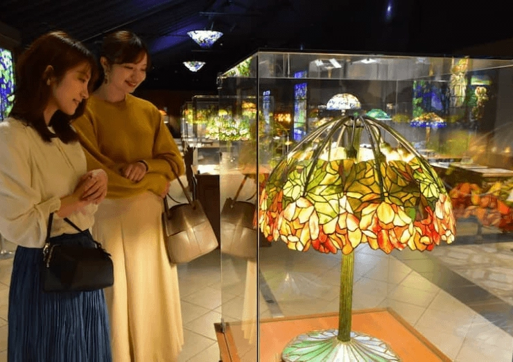 紐約燈飾美術館花園